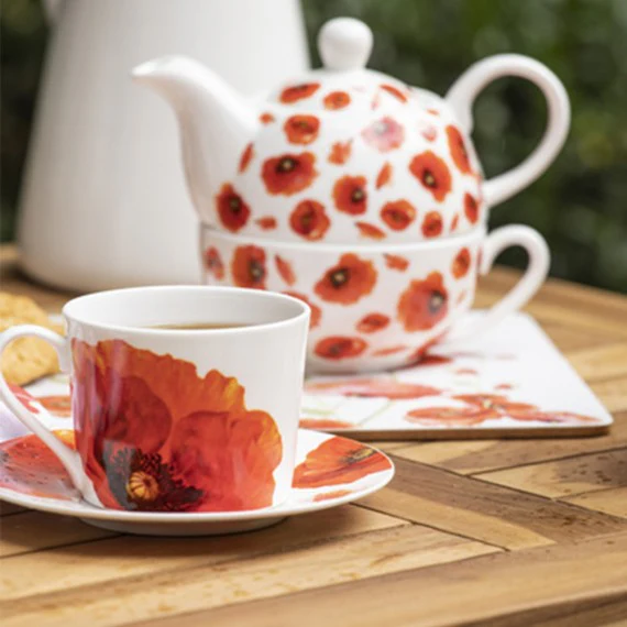 Cup and saucer: Red Poppies collection - Image 3